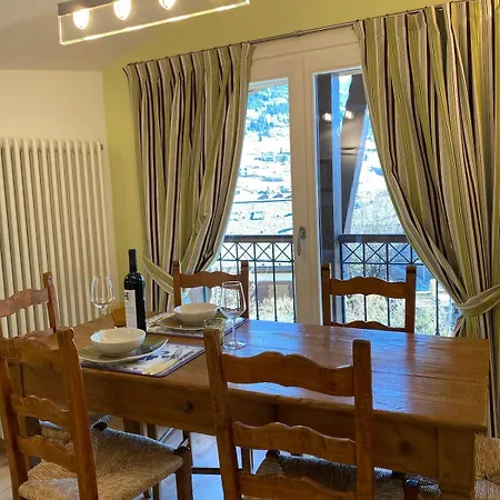 Apartment Mansarda Lina *