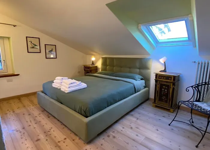 Apartment Mansarda Lina